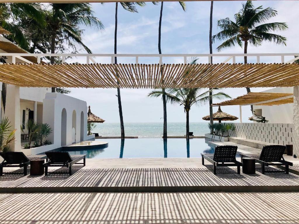 Meraki Oasis Hotel Mũi Né Buitenkant foto