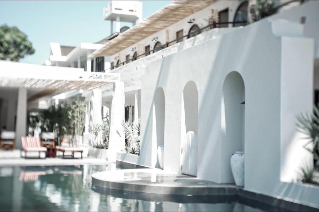 Meraki Oasis Hotel Mũi Né Buitenkant foto