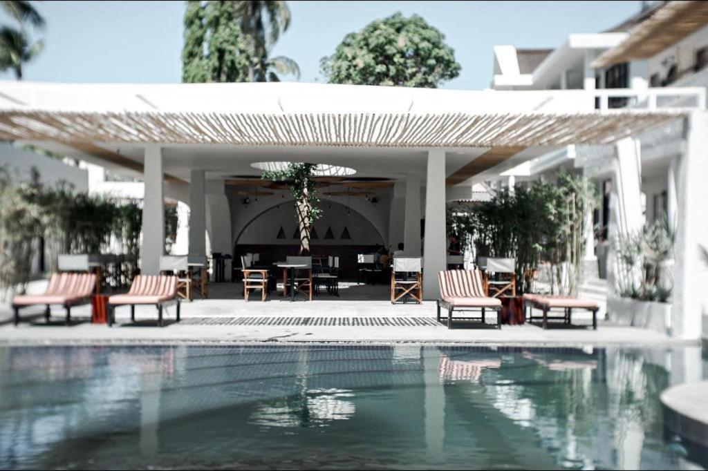 Meraki Oasis Hotel Mũi Né Buitenkant foto