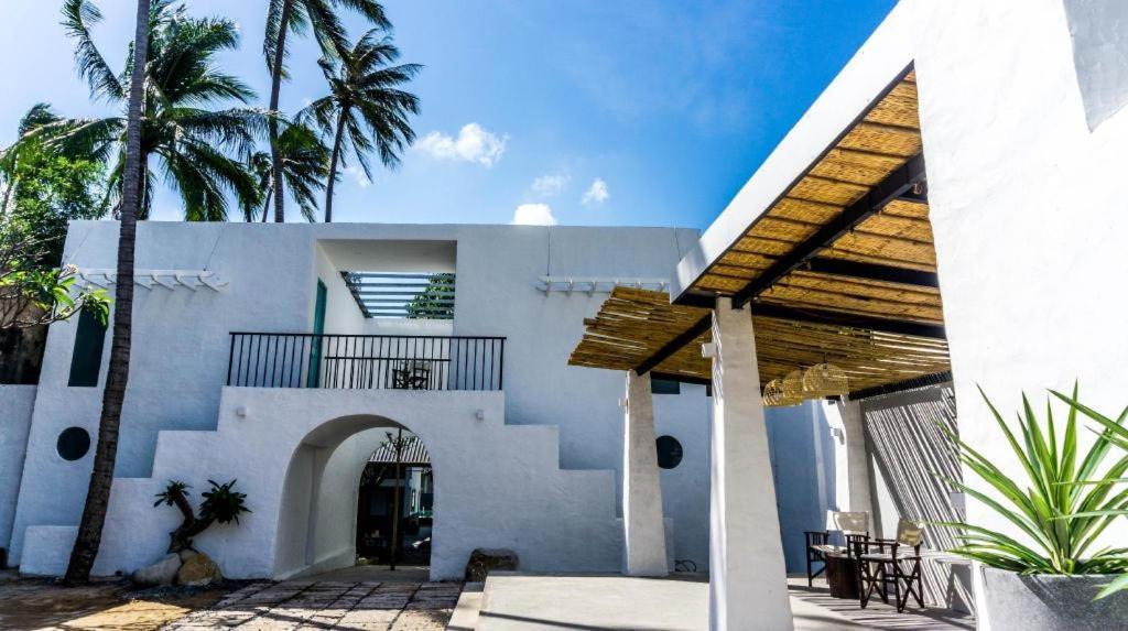 Meraki Oasis Hotel Mũi Né Buitenkant foto